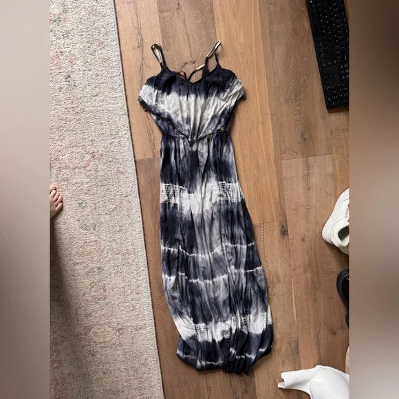 American Eagle Outfitters Navy and White Maxi Dress